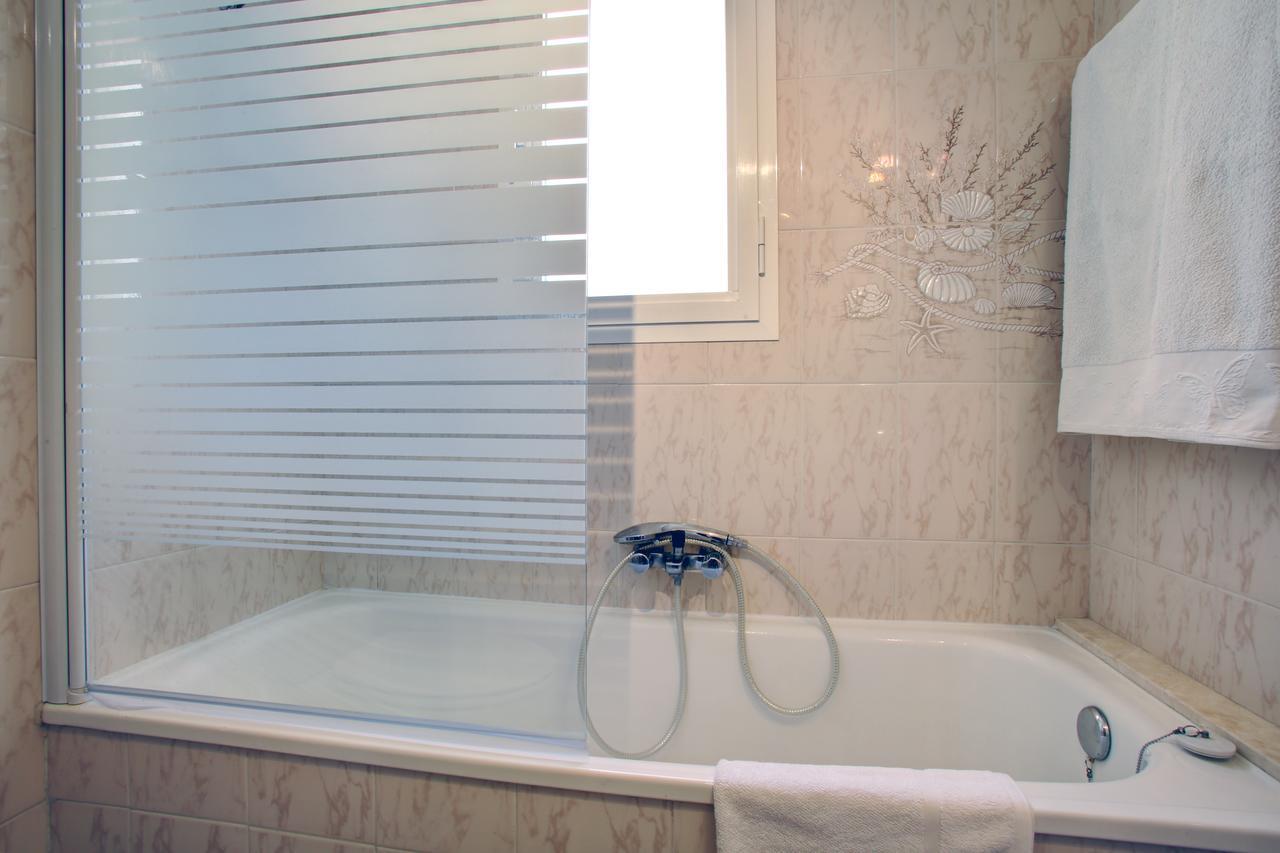 Marina Bay Playa Del Cristo Apartment Estepona Bagian luar foto